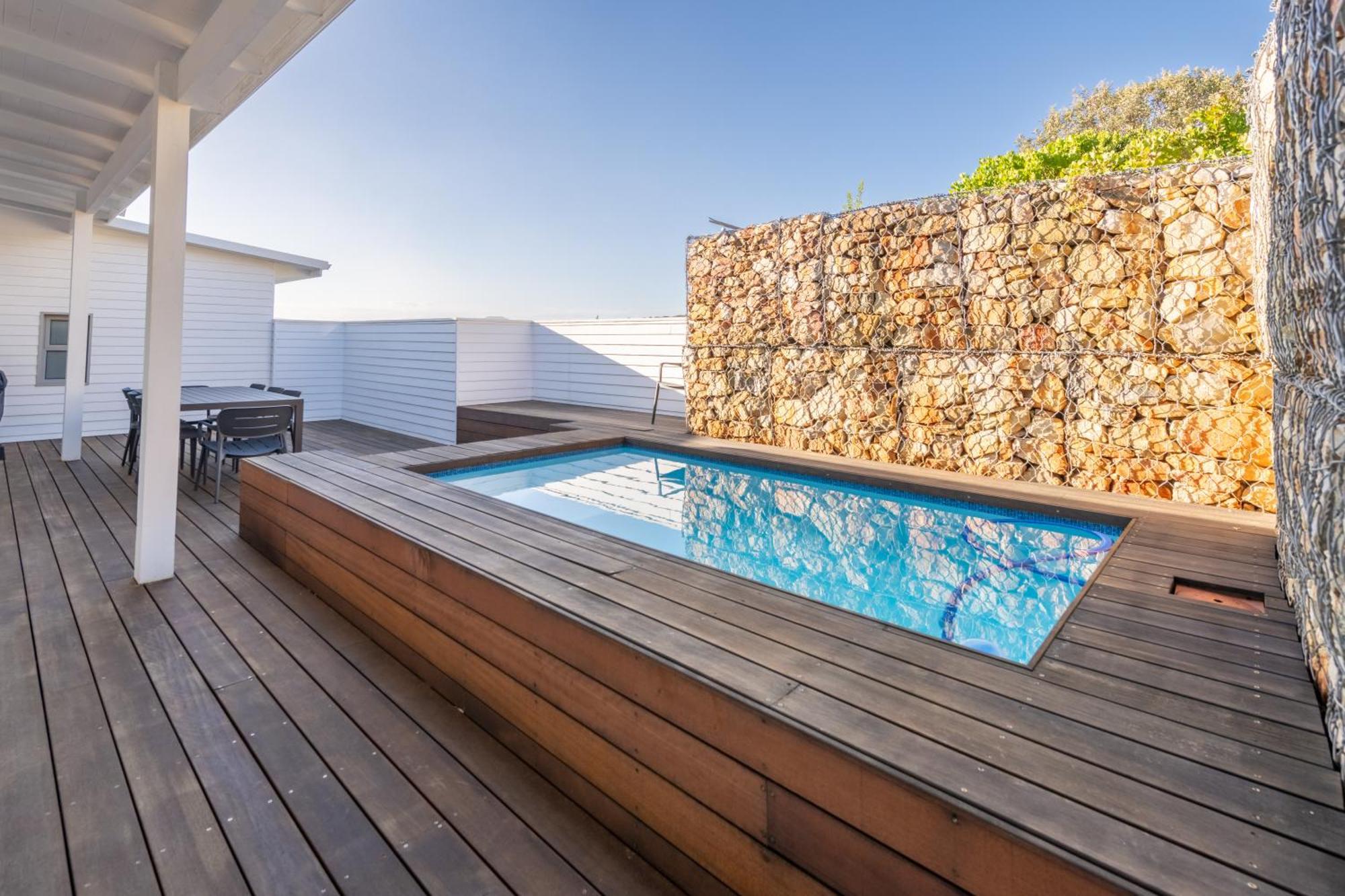 Villa Dolphin View